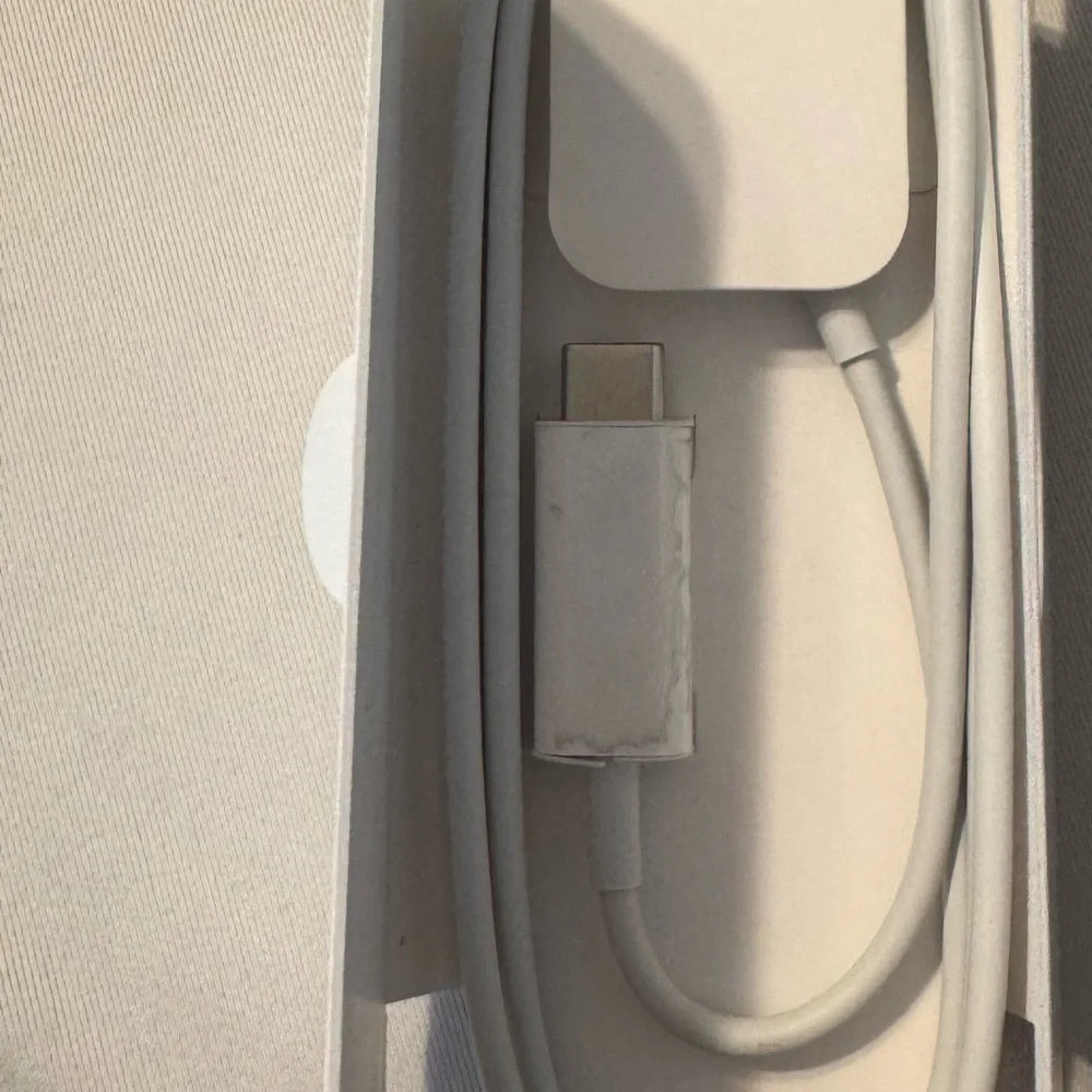 Apply Watch Magnetic Fast Charger to USB-C Cable (1m)